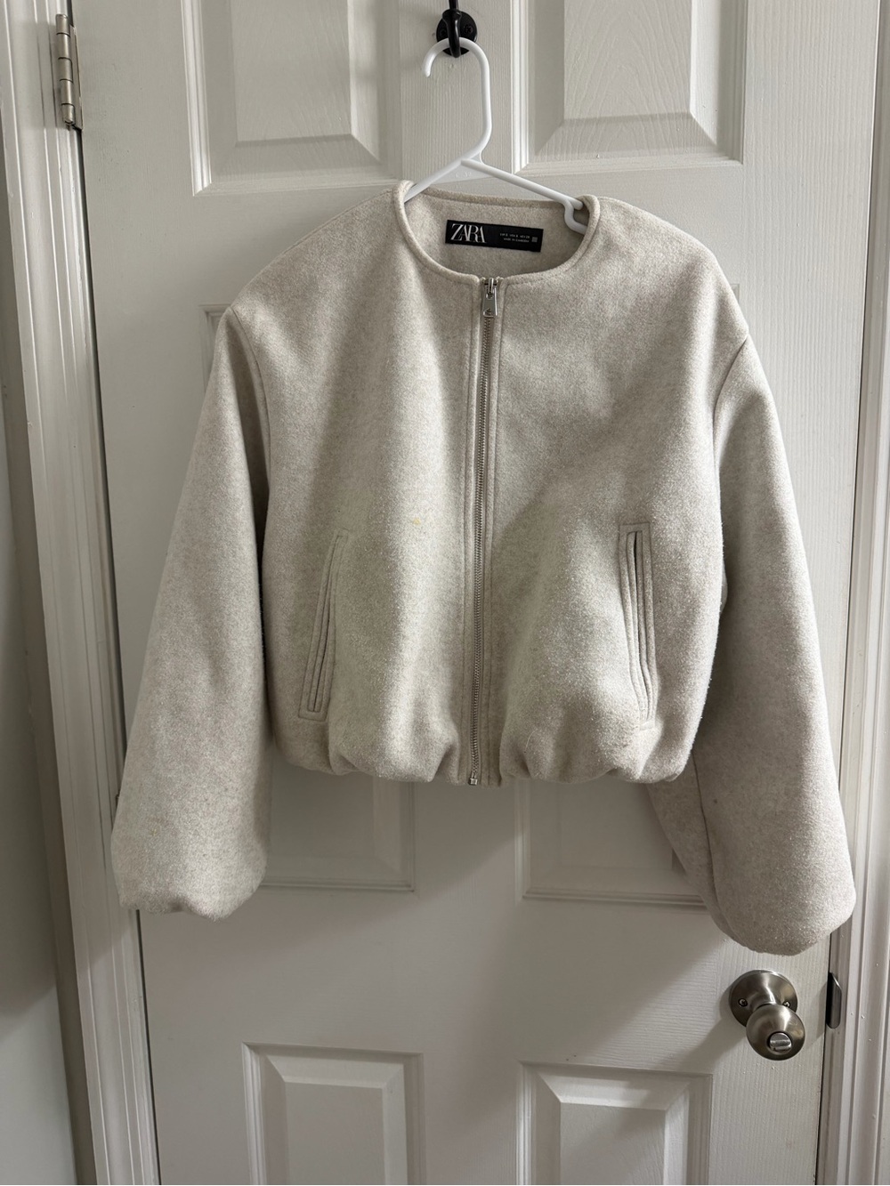 ZARA Cream Zip-Up Bubble Cropped Jacket Small S